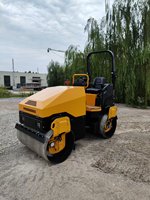 Compacteur routier vibrant hydraulique à double tambour de 3 tonnes RWYL61B avec système de pulvérisation d'eau électrique et moteur haute pression