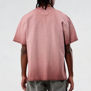 T-shirts pour hommes personnalisés, coupe ample et oversize, à épaules tombantes, avec impression sérigraphiée, teinture ombrée et effet délavé pigmenté vintage, en gros - Product Image 2