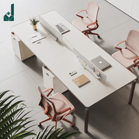 Poste de travail de bureau haut de gamme au design italien avec poutre fonctionnelle et armoire mobile, bureau blanc moderne pour centre d'appels