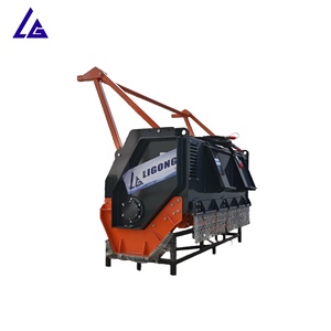 Limpiador de zonas estrechas, apto para uso en cunetas de ríos, taludes y zanjas, para mantener las vías navegables limpias y garantizar la higiene. - Product Image 4