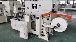 Petite machine de fabrication de serviettes en papier haute capacité, modèle 2200, avec moteur et engrenages pour la production de mouchoirs 30x30 - Product Image 4