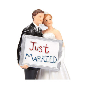 Wedding Cake Topper Sposa e Lo Sposo Figurine Tenere Just Married Bordo Dolce Wedding Couple Figure <span class=keywords><strong>per</strong></span> le Decorazioni Souvenir - Product Image 3