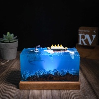 Lampe rectangulaire en résine fait main, motif monstre marin géant Titanic, décoration moderne, cadeau d'Halloween, produit transfrontalier très vendu