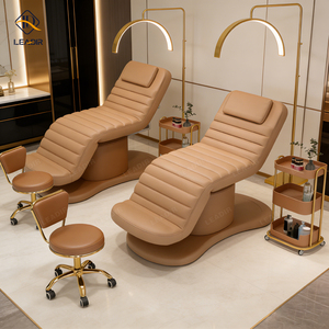 Set Arredamento da Salone All'Ingrosso OEM ODM con Lettino-Poltrona Idraulico Elettrico in Pelle per Massaggi, Estetica, Trattamenti Viso e Cosmetici con LED - Product Image 2