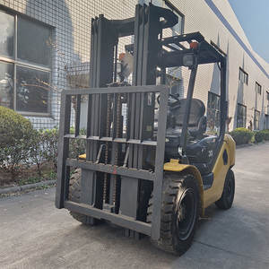 מלגזה דיזל יפנית משומשת וזולה, 3 טון, תורן 3 שלבים, גובה הרמה 4.5 מטר, 6 חודשי אחריות, הפעלה בישיבה, למכירה קמעונאית - Product Image 5