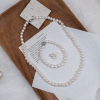 Set Kalung dan Gelang Mutiara Bulat dengan Anting Mutiara Bentuk Roti untuk Wanita, Hadiah Perhiasan Mutiara