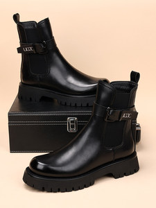 Nouvelles bottes courtes de moto pour hommes en <span class=keywords><strong>cuir</strong></span> <span class=keywords><strong>noir</strong></span> à bout pointu, décontractées, à semelle épaisse surélevée, collection 2026 - Product Image 2