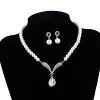 Ensemble de bijoux en cristal et perles plaqué argent en gros, collier et boucles d'oreilles pour femmes, cadeau de mariage, cadeau pour demoiselle d'honneur, cadeau pour la fête des mères