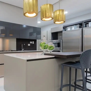 Yushi Group Contemporáneo 3D diseño libre de gama alta de gabinetes de cocina lacados personalizados villia cocina isla mesa de comedor - Product Image 2