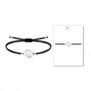 Pulsera de Hilo con Dijes de Sol y Luna Plateados, Modelo Cotigo 13913 - Product Image 1