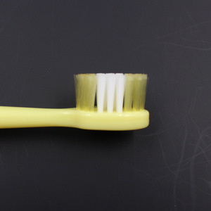 Brosse à dents manuelle à poils doux avec poignée en forme de vache de dessin animé pour enfants DC001 - Product Image 4