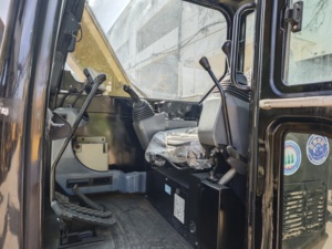 Mini-excavatrice d'occasion CAT 307E2, 7 tonnes, excavatrice hydraulique sur chenilles d'occasion avec godet de 0,33 m³ - Product Image 3