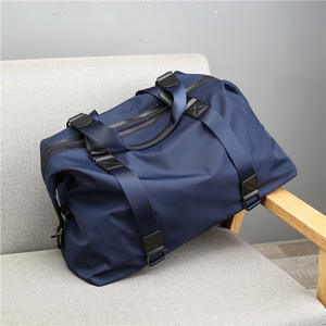 Sac de voyage à main grande capacité résistant à l'eau Sac de week-end Sac de sport tendance Sac de voyage d'affaires en polyester - Product Image 1