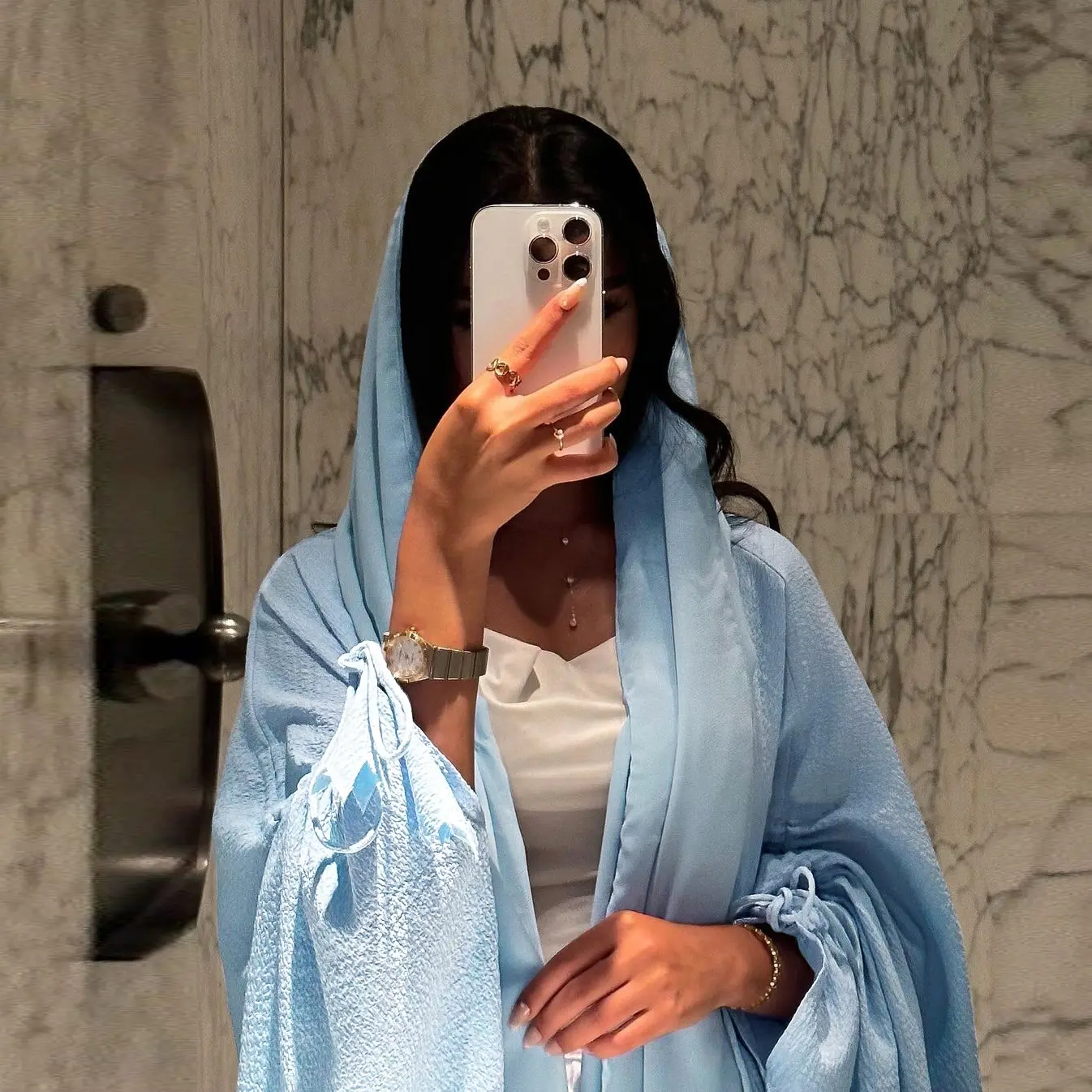 Vente en gros Nouvel Arrivage Modeste Mode du Moyen-Orient Musulman Dubaï Abaya Robe Couleur Unie Manches Chauve-Souris Décontracté Grande Taille Abaya Ouverte
