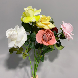 KL-AF18 Wholesale High Quality Artificial Single Stem <b>Real</b> Touch Velvet Red Roses Bulk for Wedding Home Party Event Decoration - Product Image 2