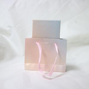 Sac cadeau personnalisé U-smile Boutique avec logo, sac en papier avec poignée pour anniversaire, bonbons, boîtes à bijoux - Product Image 3