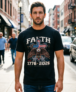 Novedad 2026: Camiseta Vintage de Punto para Hombre con Gráfico de Cruz y Bandera de EE. UU. para el Semicentenario 1776-2026 del Día de la Independencia - Product Image 5