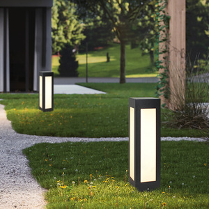 Lámpara Solar LED para Jardín, Poste de Aluminio Negro, IP66, 3500K, Luz Blanca Cálida, Pantalla Metálica, Sensor de Movimiento, Garantía de 10 Años, Lámpara para Exteriores - Product Image 5
