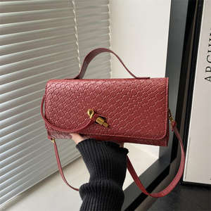 Série très vendue, sac à main horizontal à bandoulière, nouveau sac en cuir PU souple tissé pour femmes, sac à dîner, sac accordéon - Product Image 3