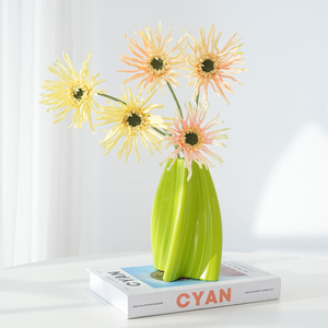 Künstliche Simulations-Chrysanthemen mit Einzelner Krallenblüte - Seidenblütenblätter/Heimdekoration für Hochzeiten, Weihnachten, Valentinstag - Product Image 3
