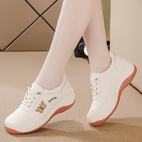 Chaussures blanches brodées papillon pour femmes, baskets décontractées antidérapantes à bout rond, confortables, légères, à semelle souple, pour la marche quotidienne