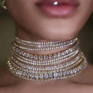 قلادات نسائية فاخرة متعددة الطبقات من حجر الراين قلادة قلادات عتيقة ماسية معبرة - Product Image 2