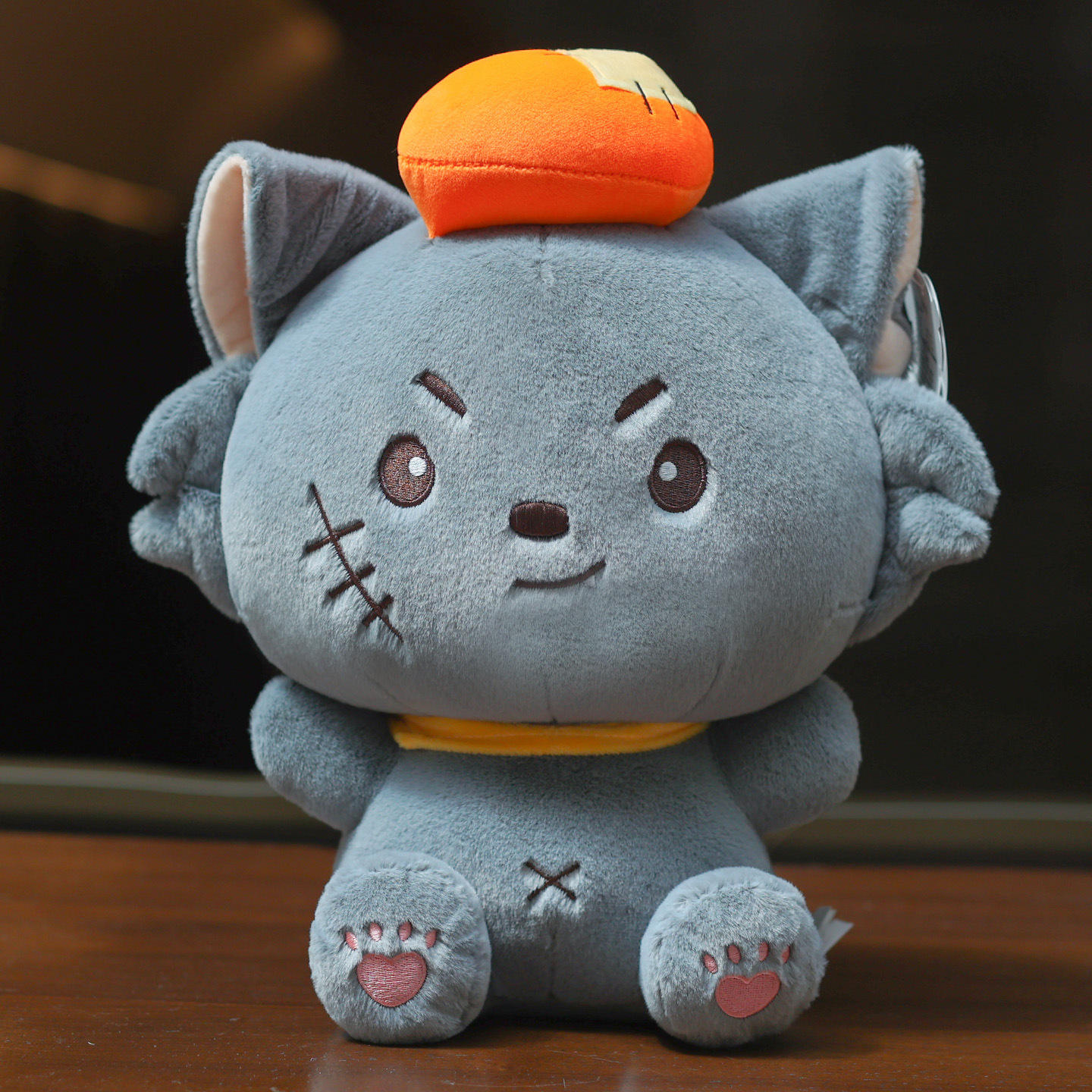 Hug series-gray wolf