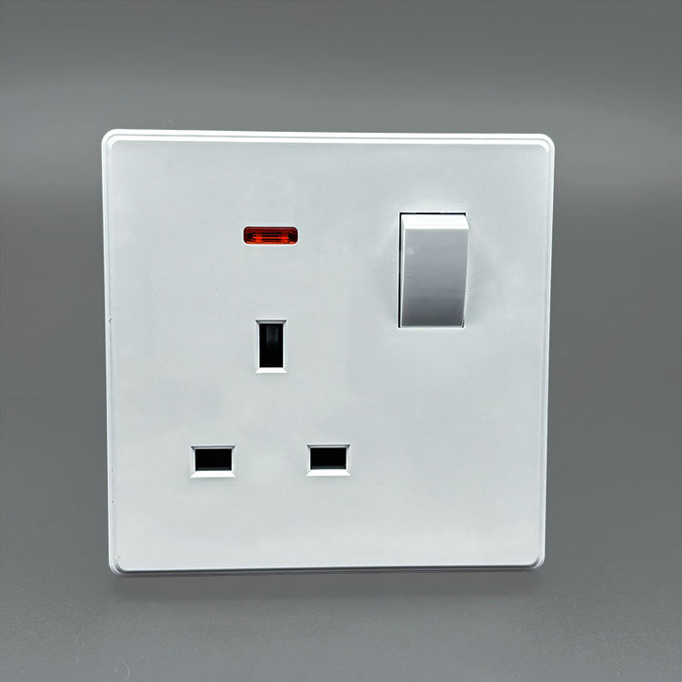VNX White UK 13A Light Button Switch Fast Charging Power Wall Switch Socket 220V Electrical Outlet Wall Switch