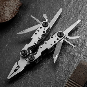 Pince multi-outils 13-en-1 Équipement <span class=keywords><strong>de</strong></span> survie portable Pince <span class=keywords><strong>de</strong></span> poche polyvalente pour la survie en plein air Camping Pêche Chasse - Product Image 5