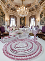 Assiette en verre à perles violettes en plusieurs tailles pour mariage et fête