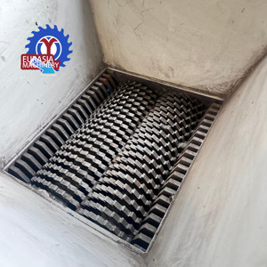 Eurasia kép trục <span class=keywords><strong>Shredder</strong></span> cho nhựa & cao su tái chế - Product Image 2