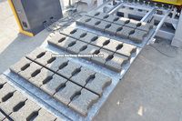 QT5-15 Machine de fabrication de briques de jardin entièrement automatique pour blocs de béton, briques de ciment entièrement automatiques et briques de cendres volantes entièrement automatiques