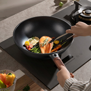 Deshilang Blue Diamond Titanium Nonstick Frying <b>Pan</b> 32Cm Round Wok For Household Cooking With Wooden <b>Handle</b> - Product Image 1
