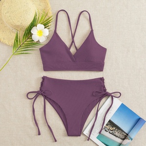 Ensemble bikini 2 pièces sexy pour femme, couleur unie, avec motif lettres et logo frontal, séchage rapide et écologique - Product Image 3