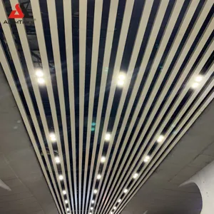Aluminium Desain Baru Drop 2X4 Ubin Dekorasi Interior Dalam Ruangan Palsu Berlubang Suara Mal Belanja Langit-langit Kisi Aluminium