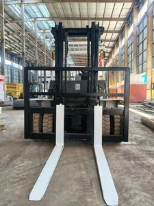 מלגזה דיזל מקורית <span class=keywords><strong>TCM</strong></span> 6 טון, משומשת עם תיבת הילוכים ומנוע, מיוצרת על ידי המפעל המקורי, למכירה במחיר נמוך - Product Image 3