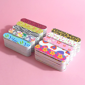 Mini Lima de Uñas EVA de Doble Cara de 9 cm, Lima de Uñas Desechable con Diseño de Flores, Corazones y Mariposas para el Cuidado de las Manicuras - Product Image 3