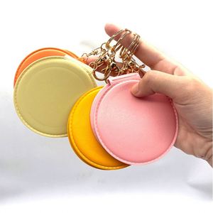 Porte-clés de voyage personnalisé pas cher, compact, portable, en cuir PU, avec miroir cosmétique intégré - Product Image 4