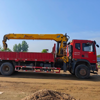 Grúa de Camión Usada Confiable de 12 Toneladas con Caja de Carga de 8.5m, Pluma Larga para Transporte de Materiales a Distancias Medias y Cortas