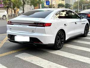 Véhicule d'occasion <span class=keywords><strong>BYD</strong></span> <span class=keywords><strong>Han</strong></span> 2020, véhicule à énergie nouvelle, berline hybride rechargeable DM-I intelligente de luxe, conduite à gauche, avec garantie Trade Assurance - Product Image 4