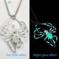 Nouveaux colliers pendentifs araignée lumineux pour Halloween, colliers créatifs Hip Hop Spyderco en acier inoxydable