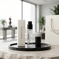 Flacon de parfum neutre de luxe du fabricant, flacon de parfum vide transparent en verre avec vaporisateur et bouchon magnétique
