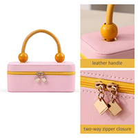Boîte à bijoux avec poignée, organiseur de rangement pour bijoux avec support pour colliers et plateau pour boucles d'oreilles, idéal pour les voyages, les cadeaux et la vente au détail