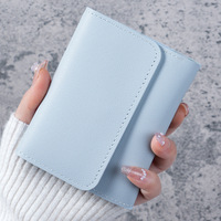 Harga Pabrik Desain Khusus Dompet Wanita Tempat Kartu Pendek Tipis Kulit PU Buatan Tangan Multifungsi Fashion Sederhana Lipat Tiga Hadiah