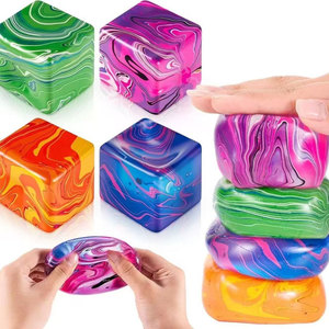 Boules à presser en forme de cube, super solides, en maltose, douces et agréables, jouets sensoriels anti-stress, cube anti-stress, jouets à presser - Product Image 3