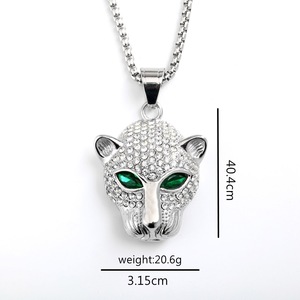 สร้อยคอจี้หัวเสือดาวสแตนเลสประดับเพชรสำหรับทุกเพศสวมใส่ได้ทุกวันดีไซน์ทรงเรขาคณิตตาเจียระไนทรงมรกต - Product Image 5