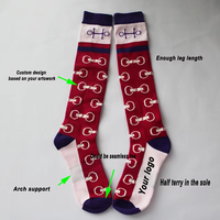 Chaussettes équestres colorées d'équitation à hauteur du genou classique à la mode