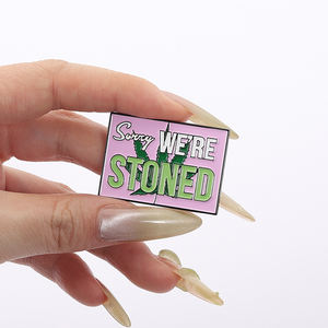 Lo sentimos, estamos empedrados, Pin esmaltado, hojas de tabaco verde, refranes divertidos, broches, solapa, mochila, insignia, regalo de joyería, venta al por mayor para amigos - Product Image 4