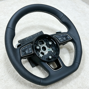 Volant de direction en cuir perforé personnalisé pour <span class=keywords><strong>Audi</strong></span> A3 8A 4 B9 A5 A6 A7 S3 S4 A6 A7 A8 S3 S6 RS3 RS4 RS5 - Product Image 5