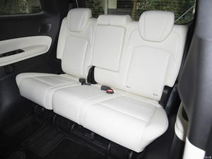 2.0t <span class=keywords><strong>hybride</strong></span> basse consommation de carburant longue porté<span class=keywords><strong>e</strong></span> luxe 7 places intérieur voiture moyenne et grande Mpv Trumpchi M8 - Product Image 4